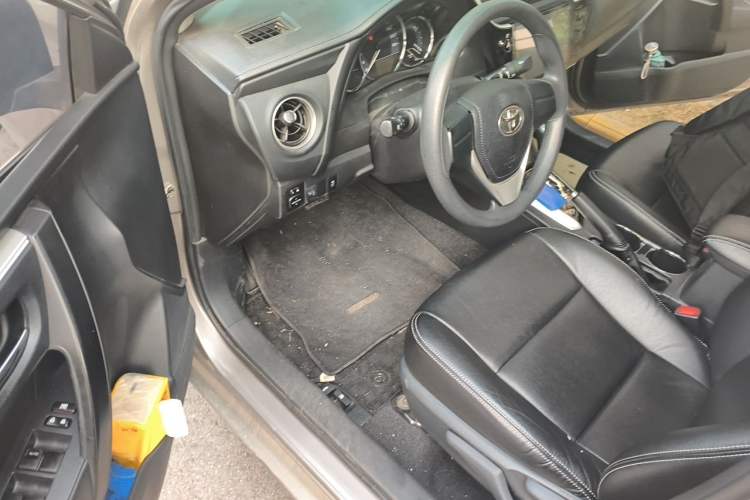 Used Toyota Corolla 2017 1.2T CVT GL Driver Seat