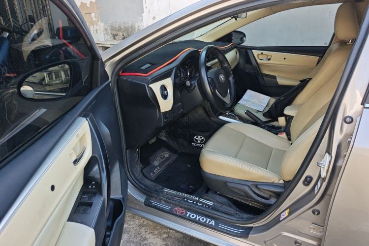 Used Toyota Corolla 2017 Revised Version 1.2T S-CVT GL Driver Seat