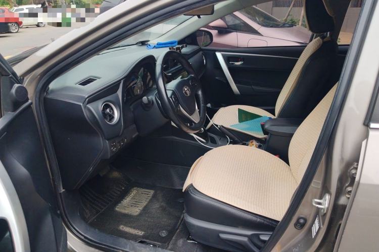 Used Toyota Corolla 2017 Revised Dual-Engine 1.8L E-CVT Elite Edition Driver Seat