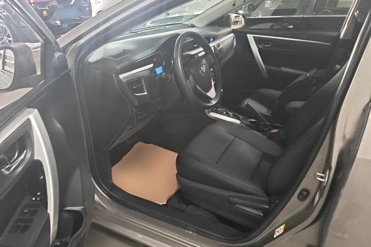 Used Toyota Corolla 2017 Revised Version 1.6L S-CVT GL Driver Seat