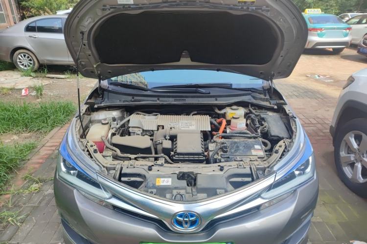 Used Toyota Corolla 2017 Revised Dual-Engine 1.8L E-CVT Elite Edition Engine Bay