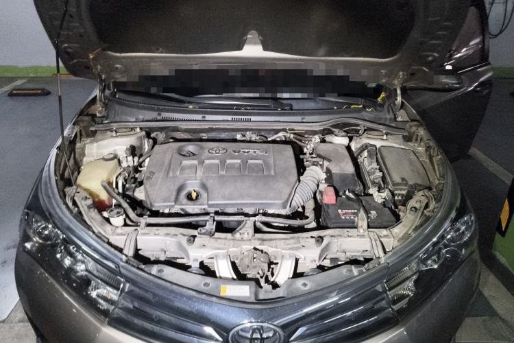Used Toyota Corolla 2017 1.6L CVT GL Engine Bay