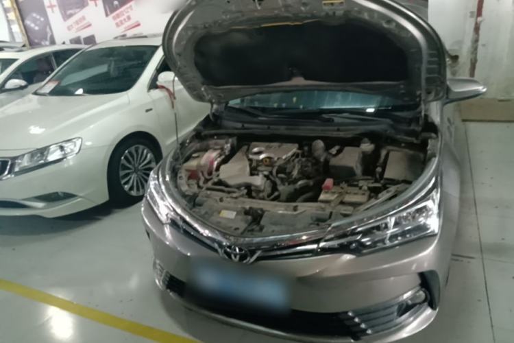 Used Toyota Corolla 2017 Revised Version 1.2T S-CVT GL-i Engine Bay