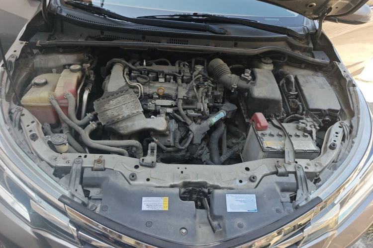 Used Toyota Corolla 2017 Revised Version 1.2T S-CVT GL Engine Bay