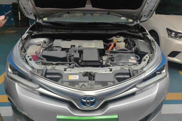 Used Toyota Corolla 2017 Revised Dual-Motor 1.8L E-CVT Pioneer Edition Engine Bay