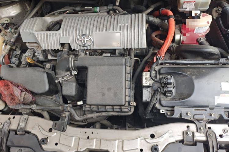 Used Toyota Corolla 2017 Revised Dual-Engine 1.8L E-CVT Leading Edition Engine Bay