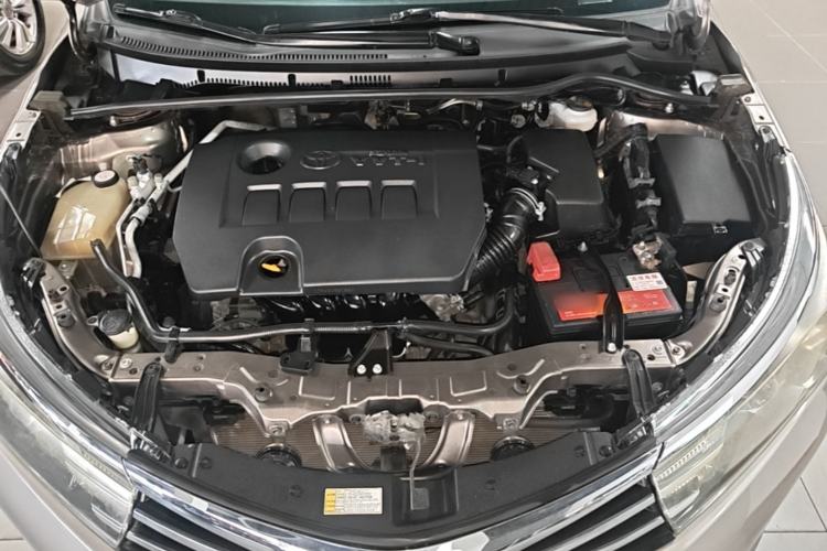Used Toyota Corolla 2017 Revised Version 1.6L S-CVT GL Engine Bay