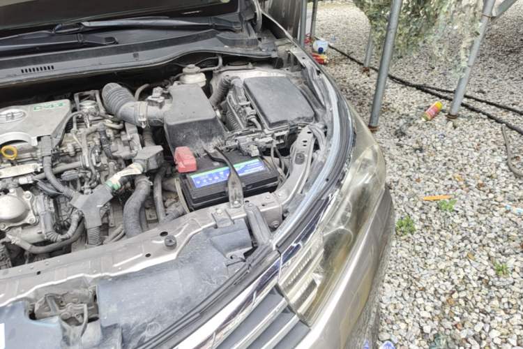 Used Toyota Corolla 2017 1.2T CVT GL Engine Bay Left
