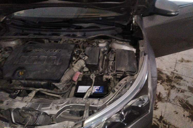 Used Toyota Corolla 2017 1.6L CVT GL Engine Bay Left