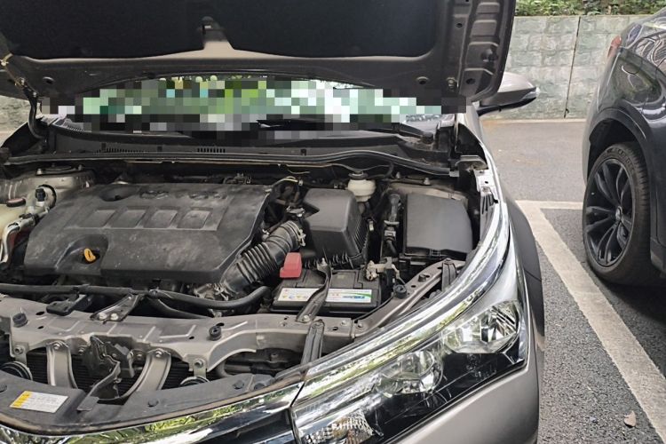Used Toyota Corolla 2017 Revised Version 1.6L S-CVT GL Engine Bay Left