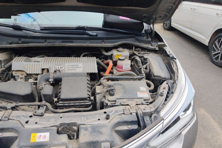 Used Toyota Corolla 2017 Revised Dual-Engine 1.8L E-CVT Elite Edition Engine Bay Left