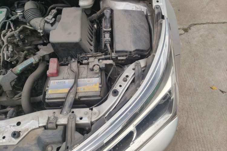 Used Toyota Corolla 2017 1.2T CVT GL Engine Bay Left