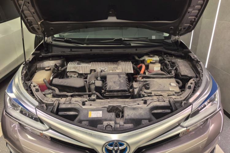 Used Toyota Corolla 2017 Revised Dual-Engine 1.8L E-CVT Elite Edition Engine Bay