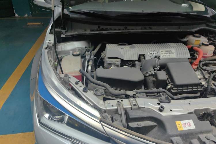 Used Toyota Corolla 2017 Revised Dual-Motor 1.8L E-CVT Pioneer Edition Engine Bay Right