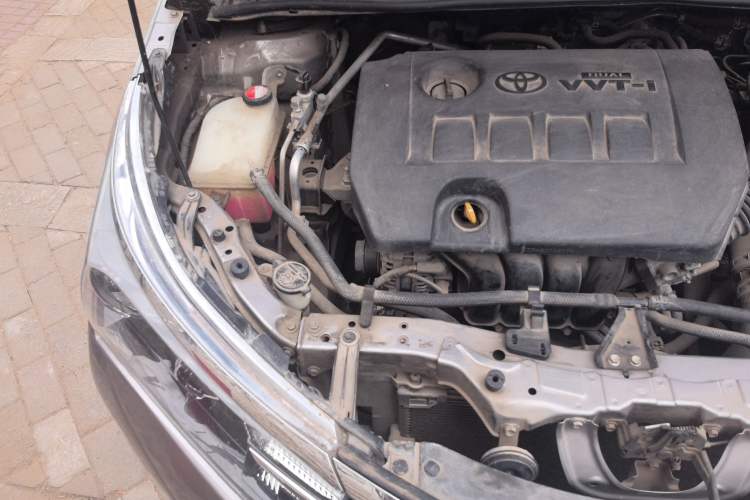 Used Toyota Corolla 2017 Revised Version 1.6L S-CVT GL Engine Bay Right