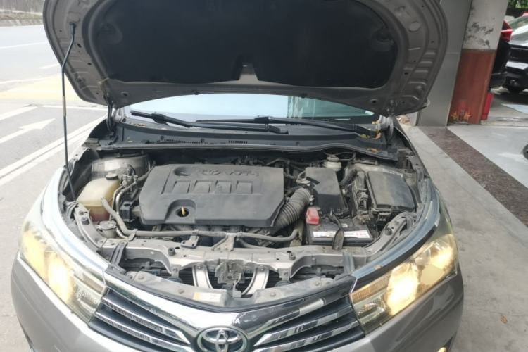 Used Toyota Corolla 2017 Revised Version 1.6L S-CVT GL Engine Bay