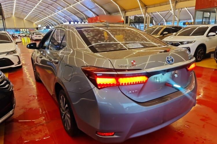 Used Toyota Corolla 2017 Revised Dual-Engine 1.8L E-CVT Elite Edition Exterior 2
