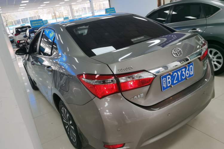 Used Toyota Corolla 2017 Revised Version 1.2T S-CVT GL Exterior 2