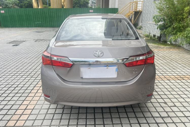 Used Toyota Corolla 2017 Revised Version 1.6L S-CVT GL Exterior 2