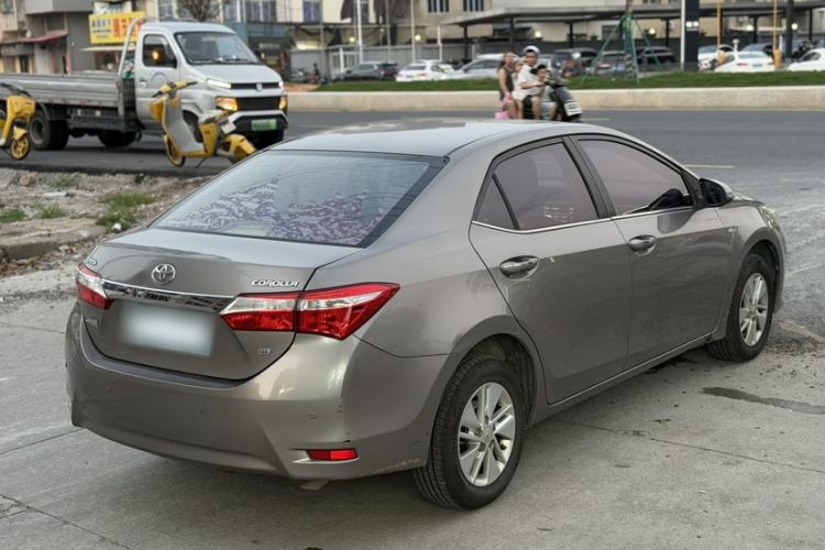 Used Toyota Corolla 2017 1.6L CVT GL Exterior 5