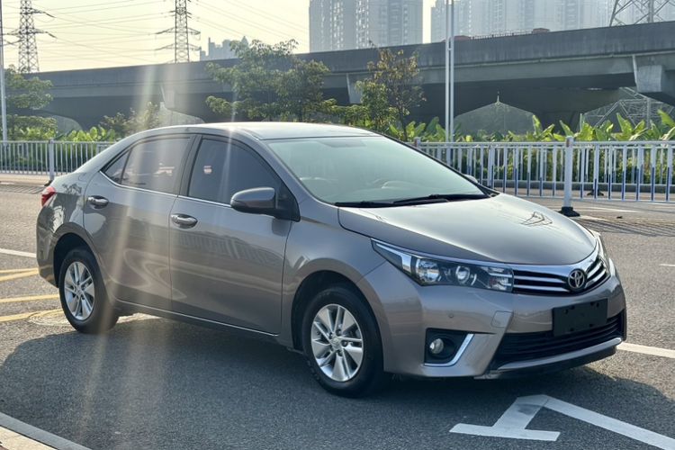 Used Toyota Corolla 2017 1.2T CVT GL Exterior 6