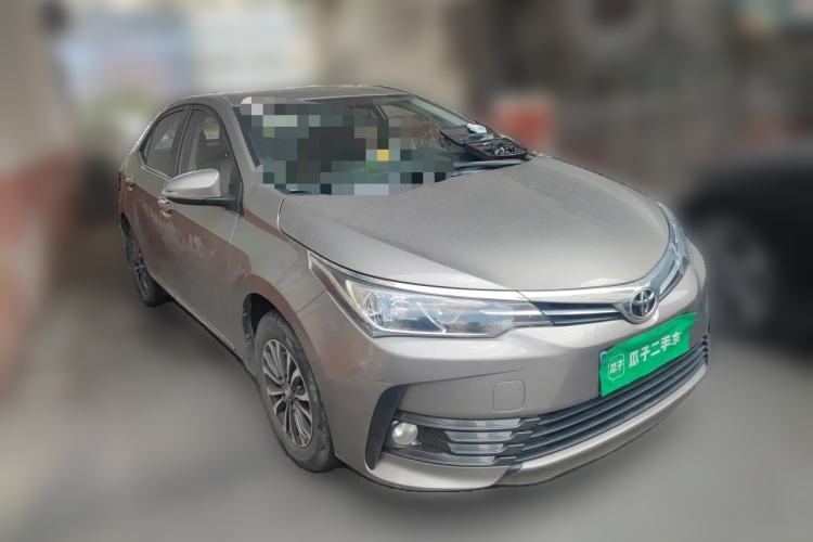 Used Toyota Corolla 2017 Revised Version 1.2T S-CVT GL Front Right 45 Deg
