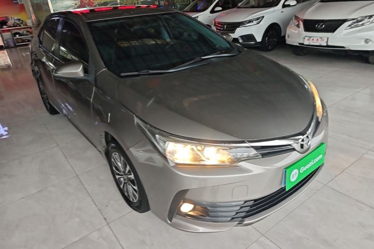 Used Toyota Corolla 2017 Revised Version 1.2T S-CVT GL-i Front Right 45 Deg