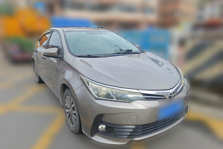Used Toyota Corolla 2017 Revised Version 1.2T S-CVT GL Front Right 45 Deg