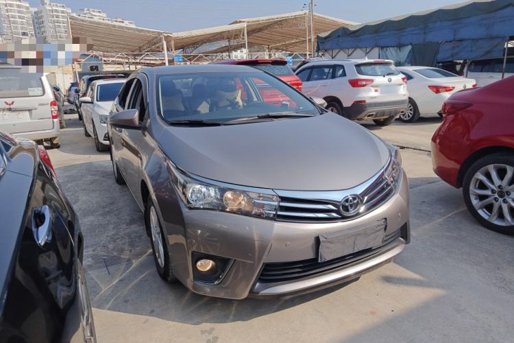 Used Toyota Corolla 2017 Revised Version 1.6L S-CVT GL Front Right 45 Deg