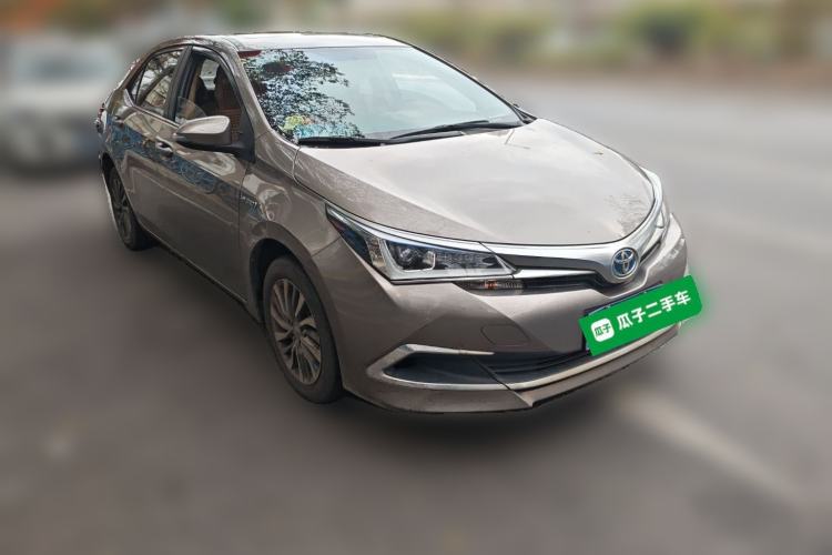 Used Toyota Corolla 2017 Revised Dual-Engine 1.8L E-CVT Leading Edition Front Right 45 Deg