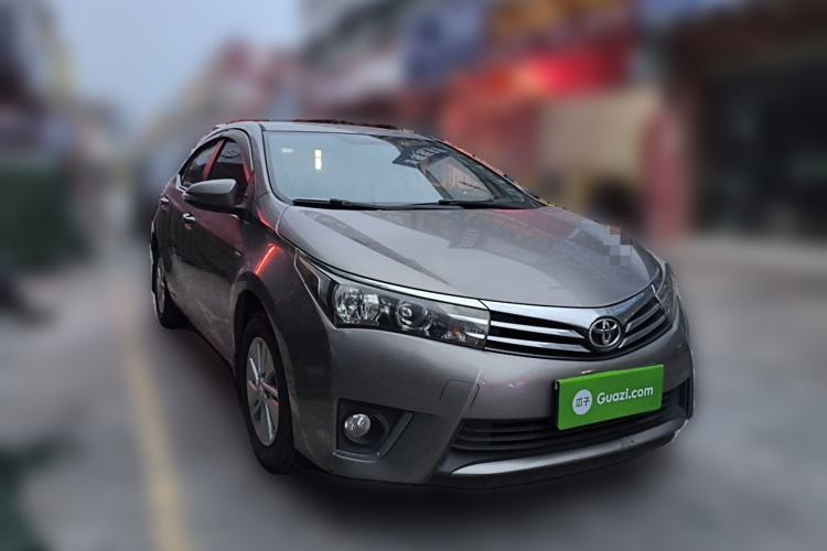 Used Toyota Corolla 2017 Revised Version 1.6L S-CVT GL Front Right 45 Deg