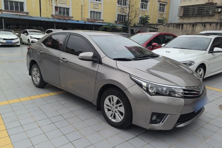 Used Toyota Corolla 2017 1.2T CVT GL Front Right 45 Deg