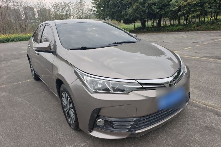 Used Toyota Corolla 2017 Revised Version 1.2T S-CVT GL Front Right 45 Deg