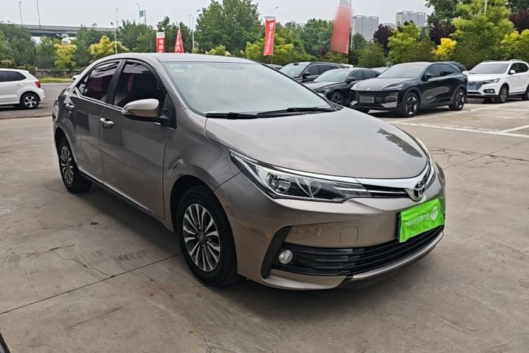 Used Toyota Corolla 2017 Revised Version 1.2T S-CVT GL-i Front Right 45 Deg