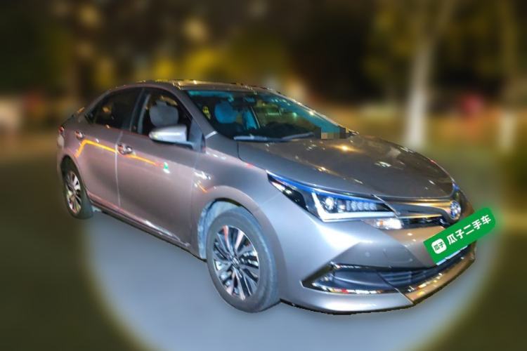 Used Toyota Corolla 2017 Revised Dual-Engine 1.8L E-CVT Elite Edition Front Right 45 Deg