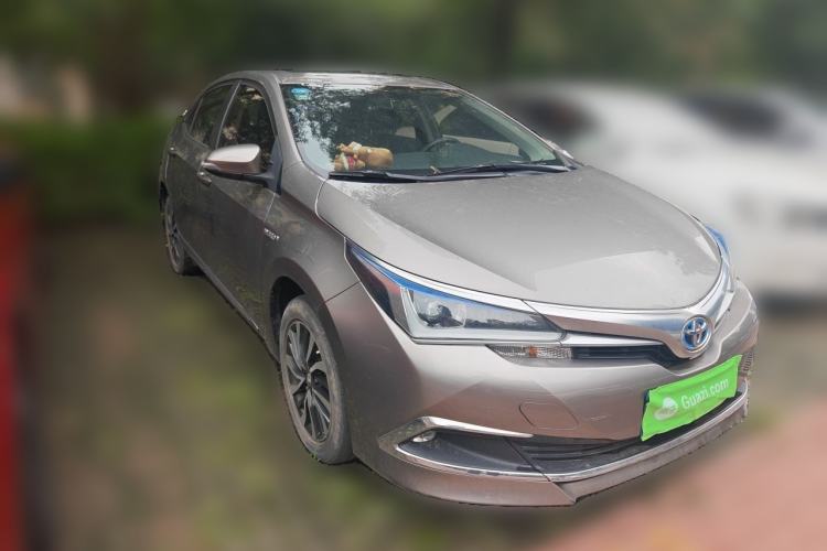 Used Toyota Corolla 2017 Revised Dual-Engine 1.8L E-CVT Elite Edition Front Right 45 Deg
