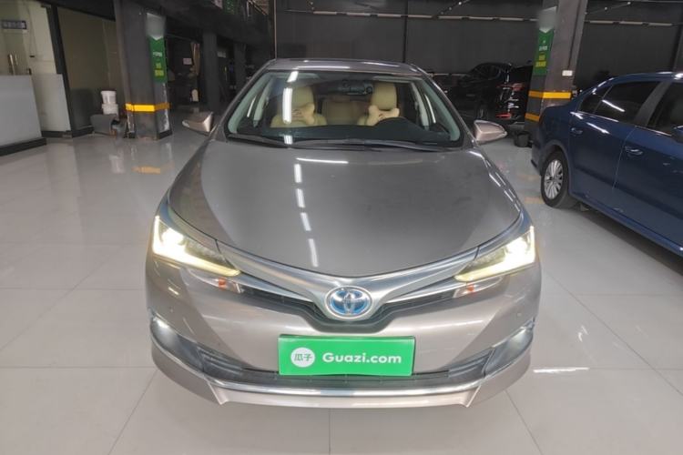 Used Toyota Corolla 2017 Revised Dual-Engine 1.8L E-CVT Leading Edition Front