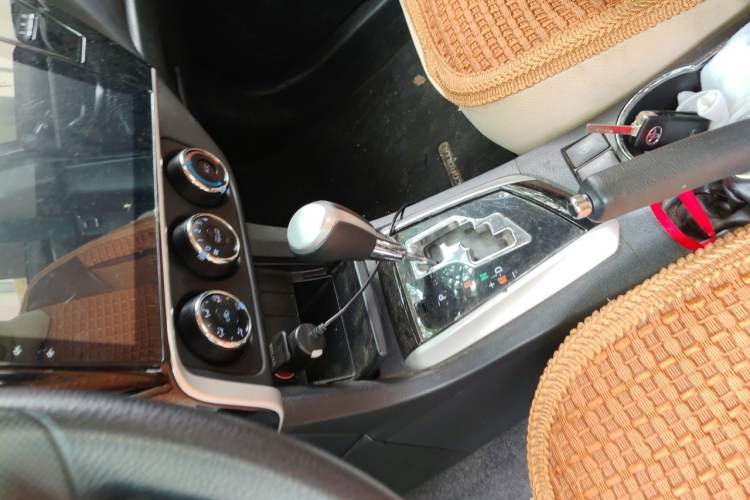 Used Toyota Corolla 2017 Revised Version 1.2T S-CVT GL Gear Lever