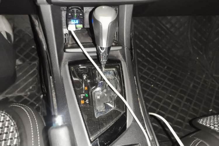 Used Toyota Corolla 2017 Revised Version 1.2T S-CVT GL-i Gear Lever