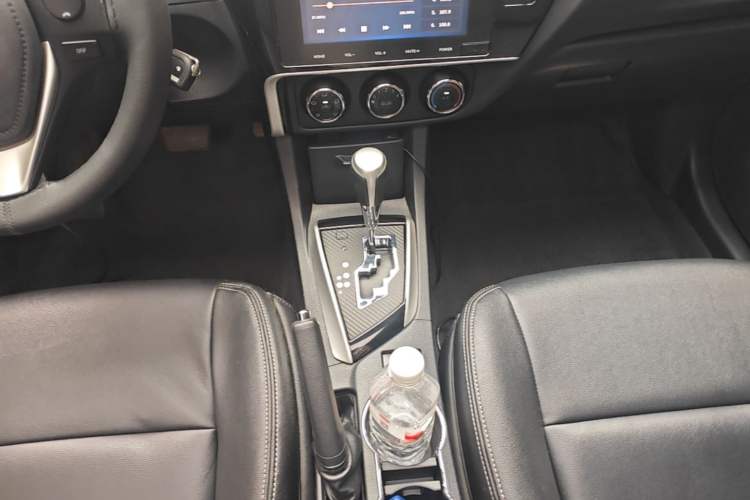 Used Toyota Corolla 2017 Revised Version 1.2T S-CVT GL-i Gear Lever
