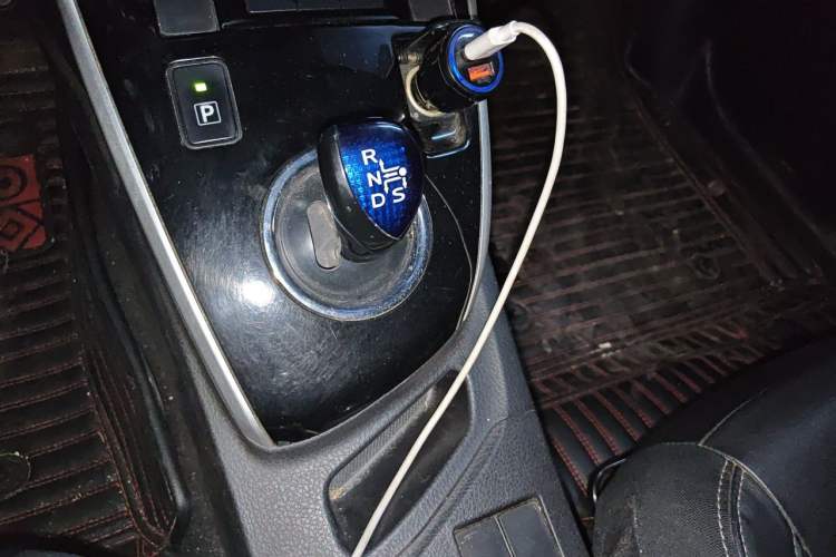 Used Toyota Corolla 2017 Revised Dual-Engine 1.8L E-CVT Elite Edition Gear Lever