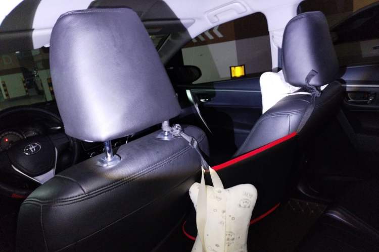 Used Toyota Corolla 2017 1.6L CVT GL Headliner
