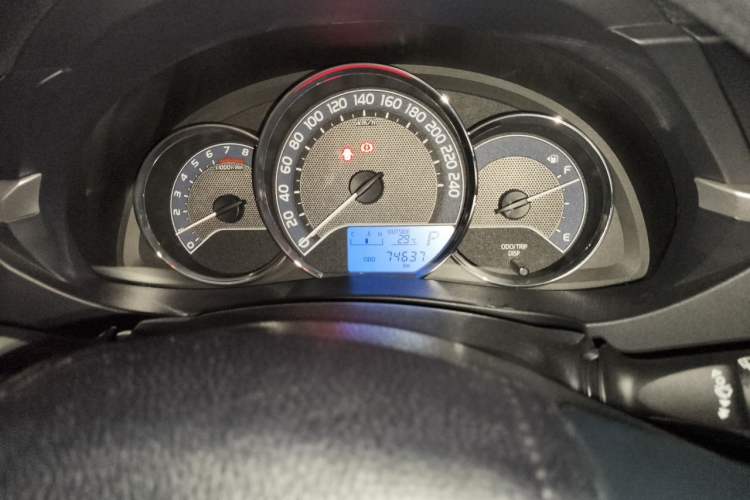 Used Toyota Corolla 2017 1.6L CVT GL Instrument Cluster