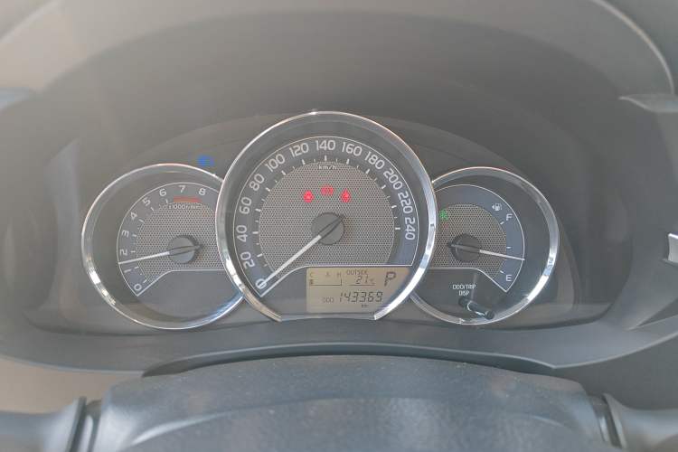 Used Toyota Corolla 2017 Revised Version 1.6L S-CVT GL Instrument Cluster