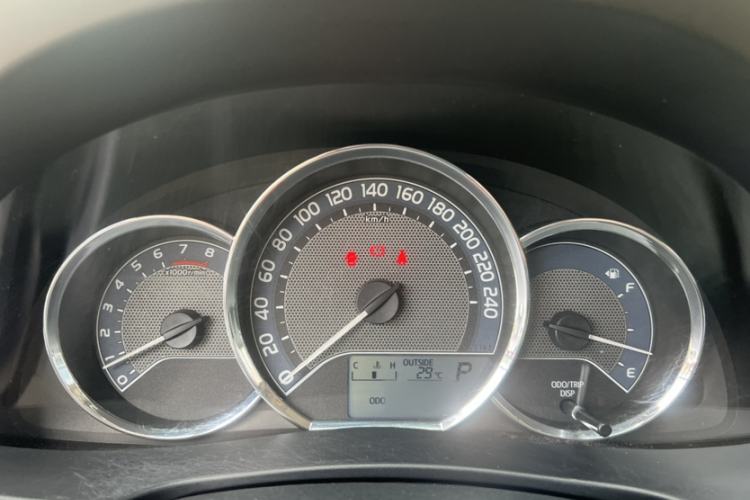 Used Toyota Corolla 2017 Revised Version 1.6L S-CVT GL Instrument Cluster