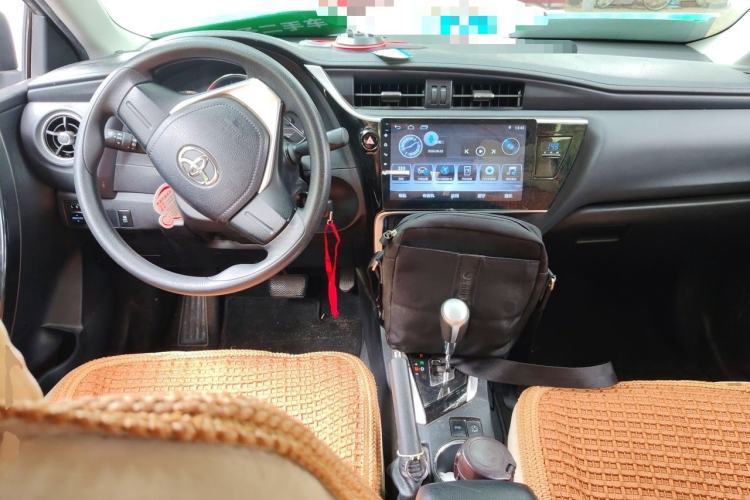 Used Toyota Corolla 2017 Revised Version 1.2T S-CVT GL Interior 2