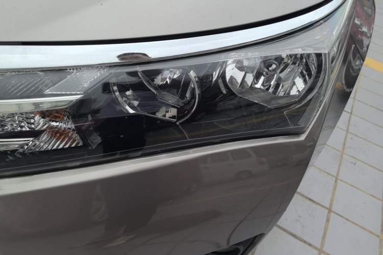 Used Toyota Corolla 2017 1.2T CVT GL Left Front Headlight