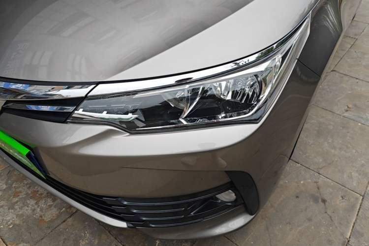 Used Toyota Corolla 2017 Revised Version 1.2T S-CVT GL-i Left Front Headlight