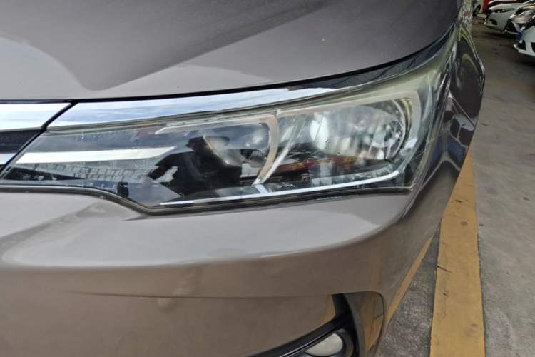 Used Toyota Corolla 2017 Revised Version 1.2T S-CVT GL Left Front Headlight