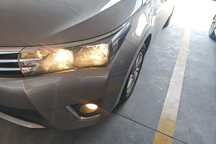 Used Toyota Corolla 2017 Revised Version 1.6L S-CVT GL Left Front Headlight